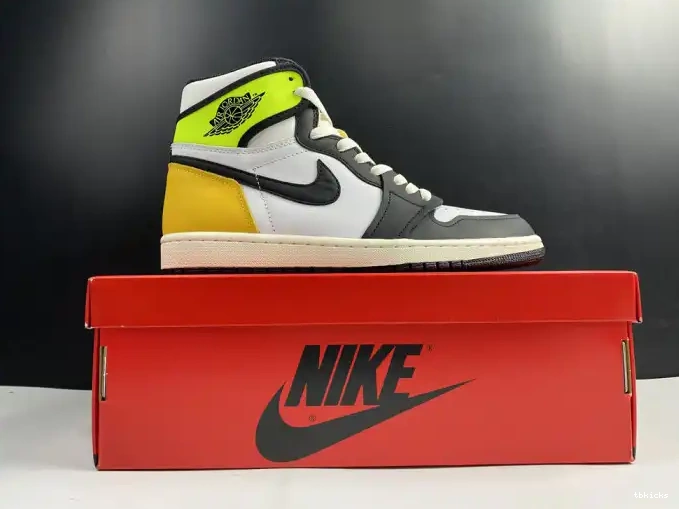 Cheap TB OG AIR 1 'VOLT HIGH GOLD' RETRO 555088-118 JORDAN 0506